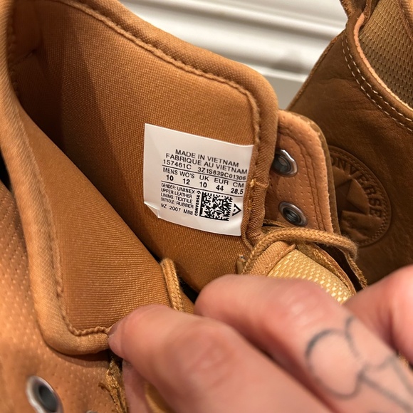 Converse Chuck Taylor All Star High-Top Boots – Men’s Size 10 – NWT - Picture 5 of 9